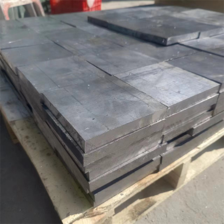 1736931264455629.jpg 大锯切割块 (22).jpg